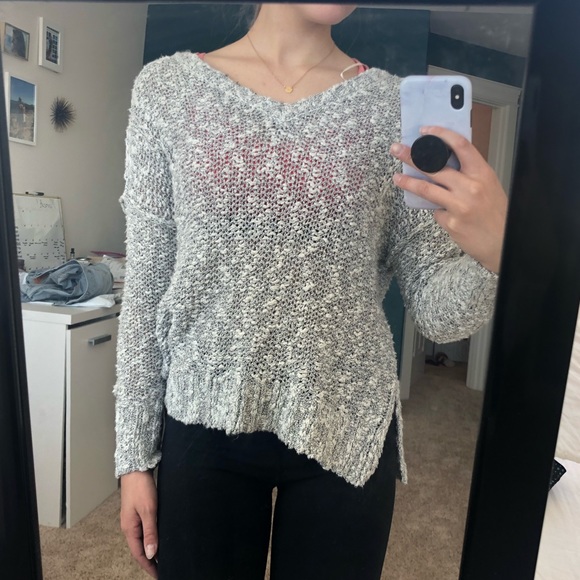 Hollister sweater - Picture 4 of 5